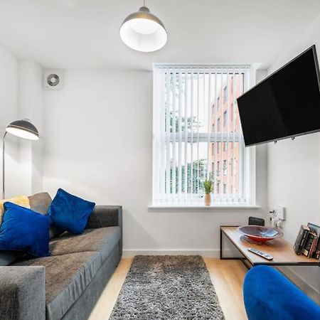 A Lovely 2 Bedroom Apartment In The Heart Of Preston Preston  Kültér fotó
