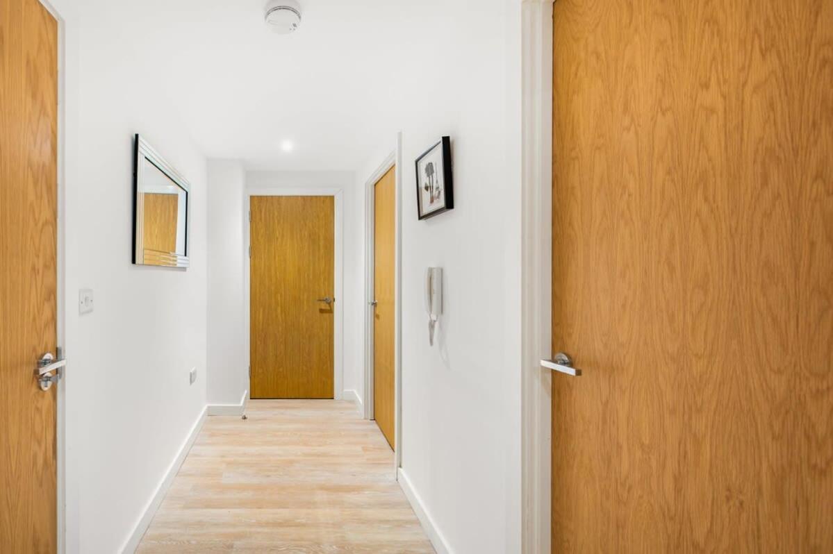 A Lovely 2 Bedroom Apartment In The Heart Of Preston Preston  Kültér fotó
