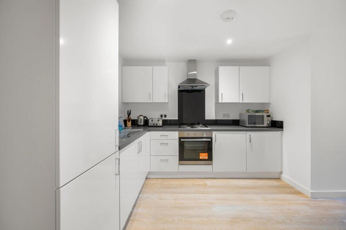 A Lovely 2 Bedroom Apartment In The Heart Of Preston Preston  Kültér fotó