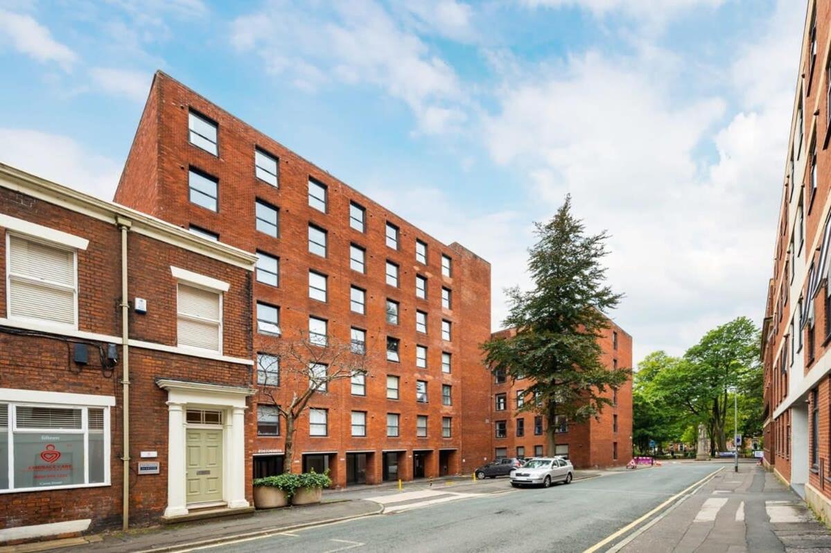 A Lovely 2 Bedroom Apartment In The Heart Of Preston Preston  Kültér fotó